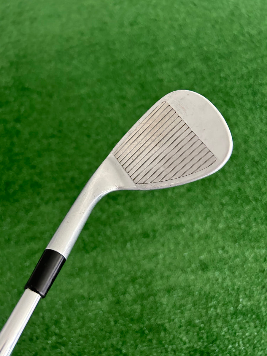 Taylormade Tour Grind R Series 52 Degree Wedge / Wedge Flex