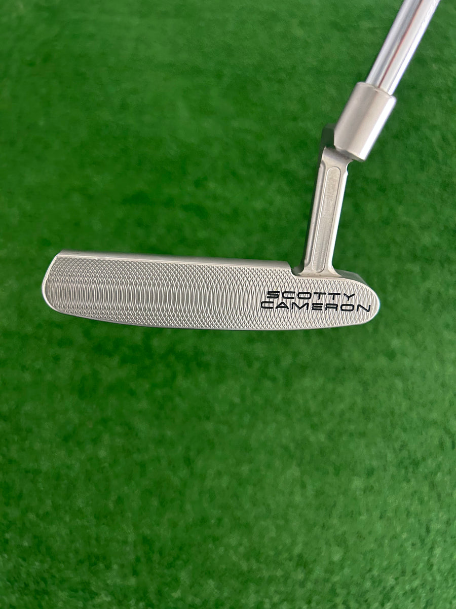 NEW Titleist Scotty Cameron Super Select Newport 34” Putter w