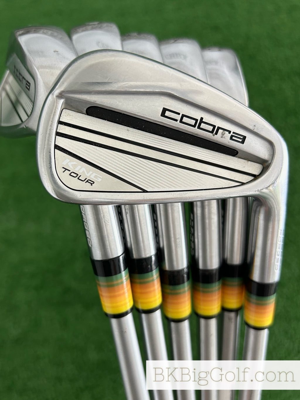 Cobra King Tour ‘23 Forged Iron Set 5-P / KBS Tour C-Taper Lite 110 Stiff