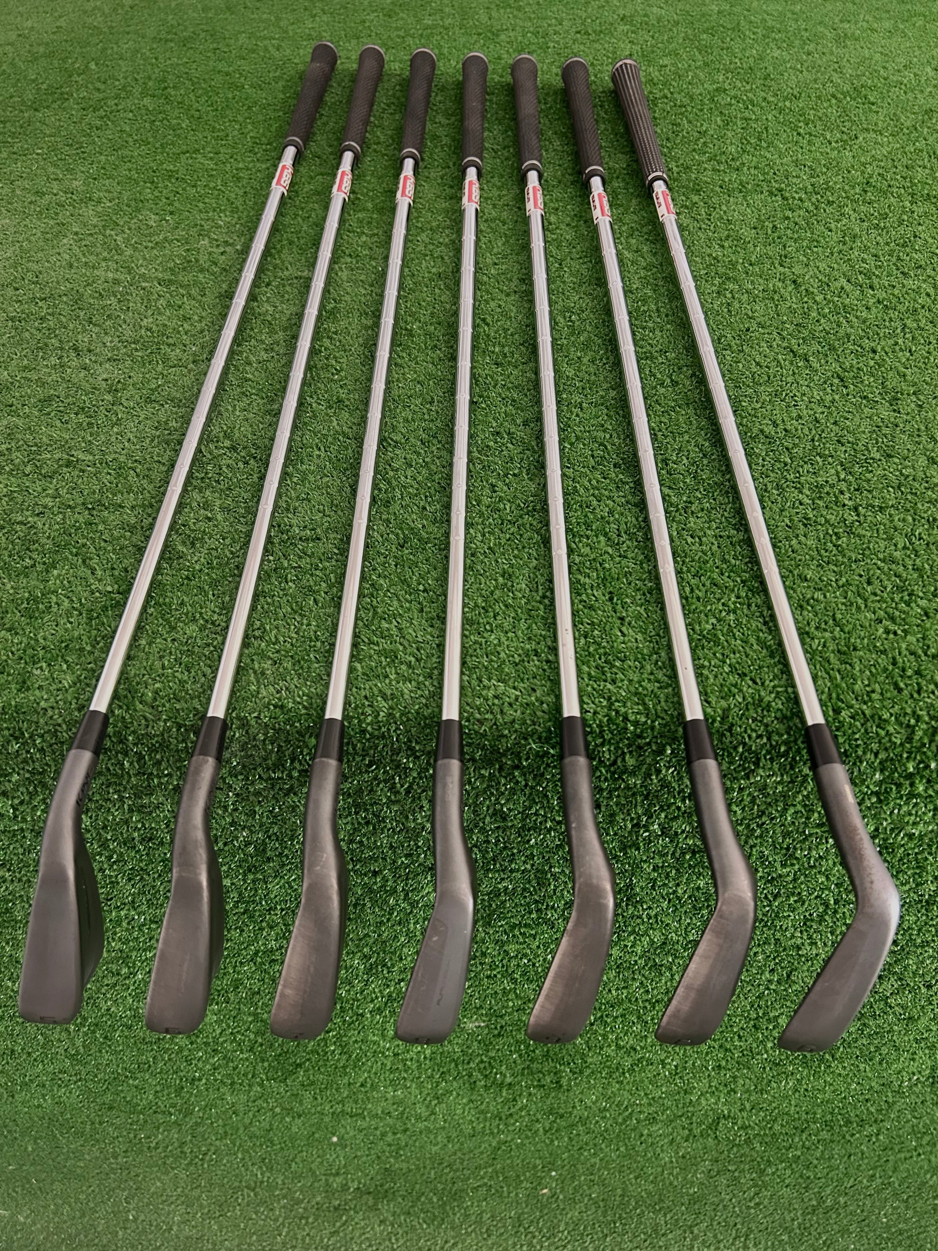 コブラ KING FORGED TECx BLACK 5本セット コブラ KING FORGED TECx BLACK 5本セット KING Forged Tec X Black