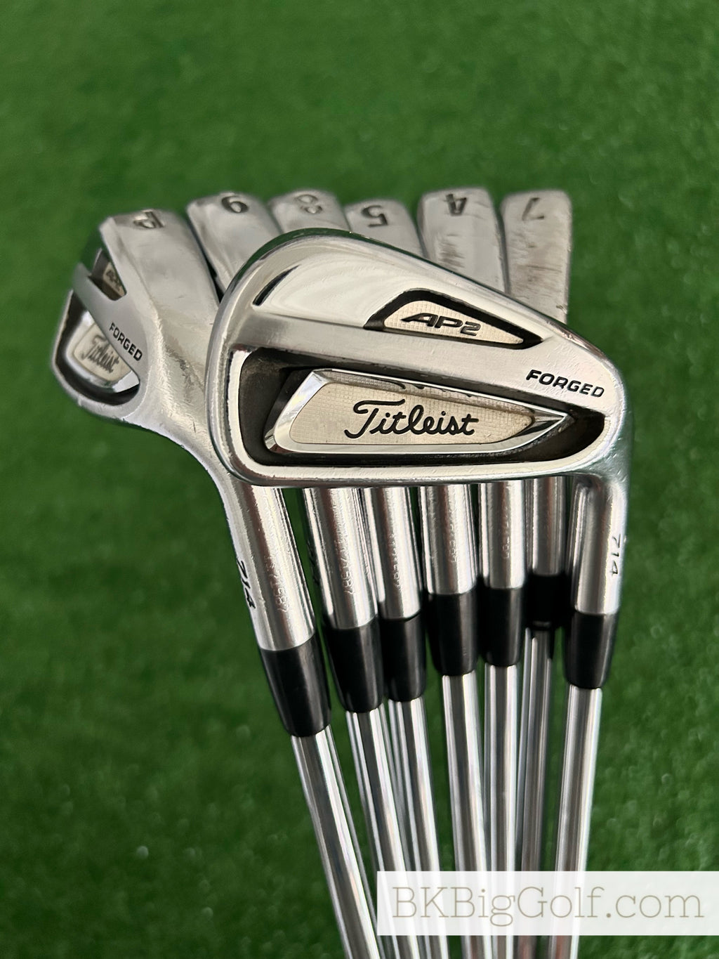 Titleist AP2 714 Forged Iron Set 4-P / Dynamic Gold X100 Extra Stiff +1/2”