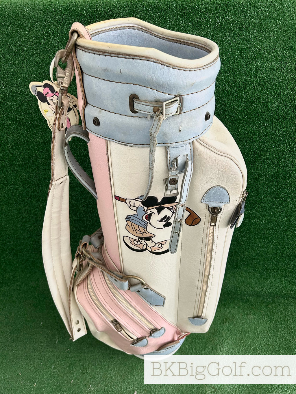 Vintage Belding Sports Disney Minnie & Friends “Staff Professional” Embroidered Golf Bag