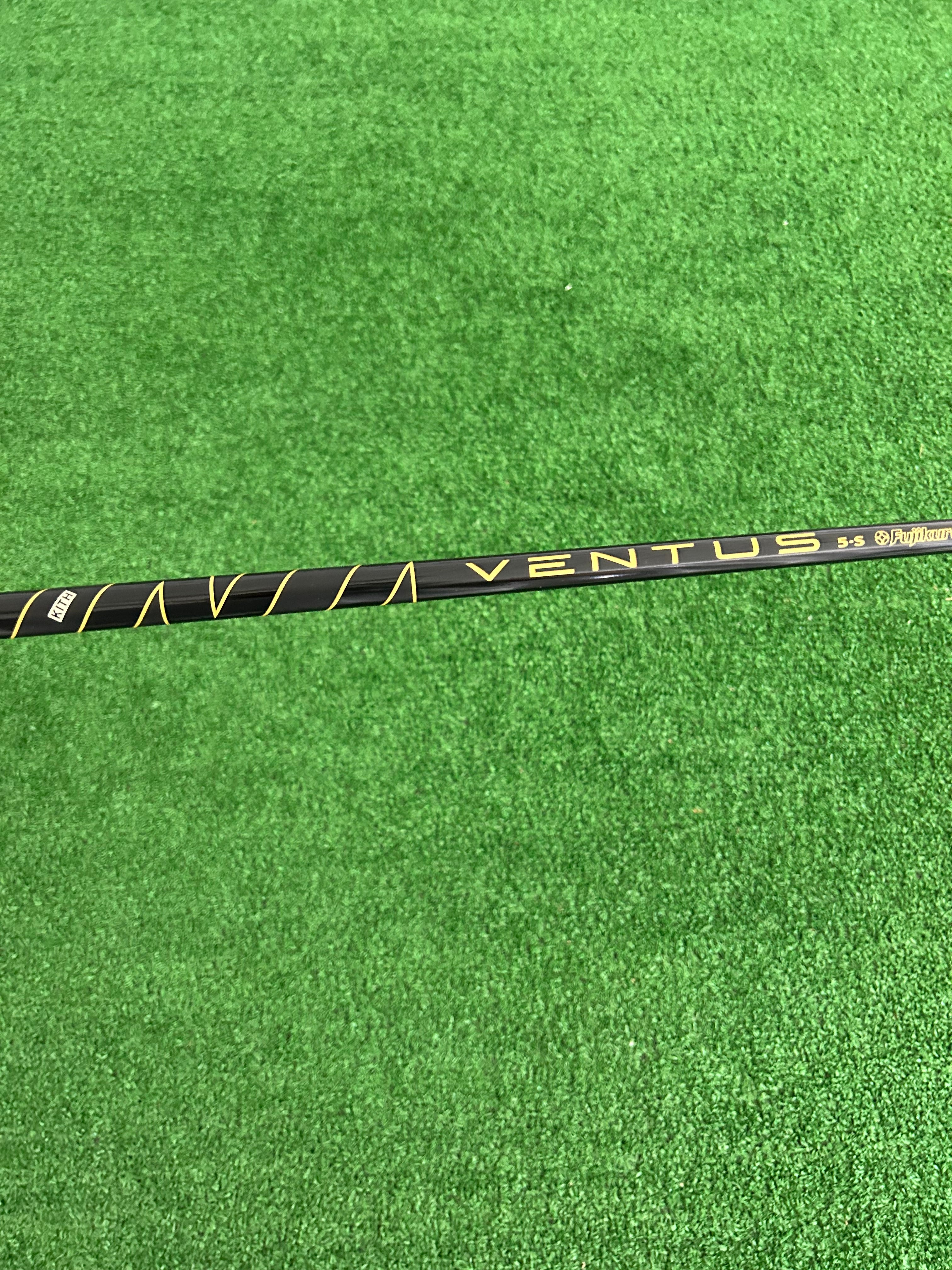 KITH X Taylormade Stealth Plus Driver 10.5 Loft Right handed S Flex KITH X Taylormade Stealth Plus Driver 10.5 Loft Right handed S Flex