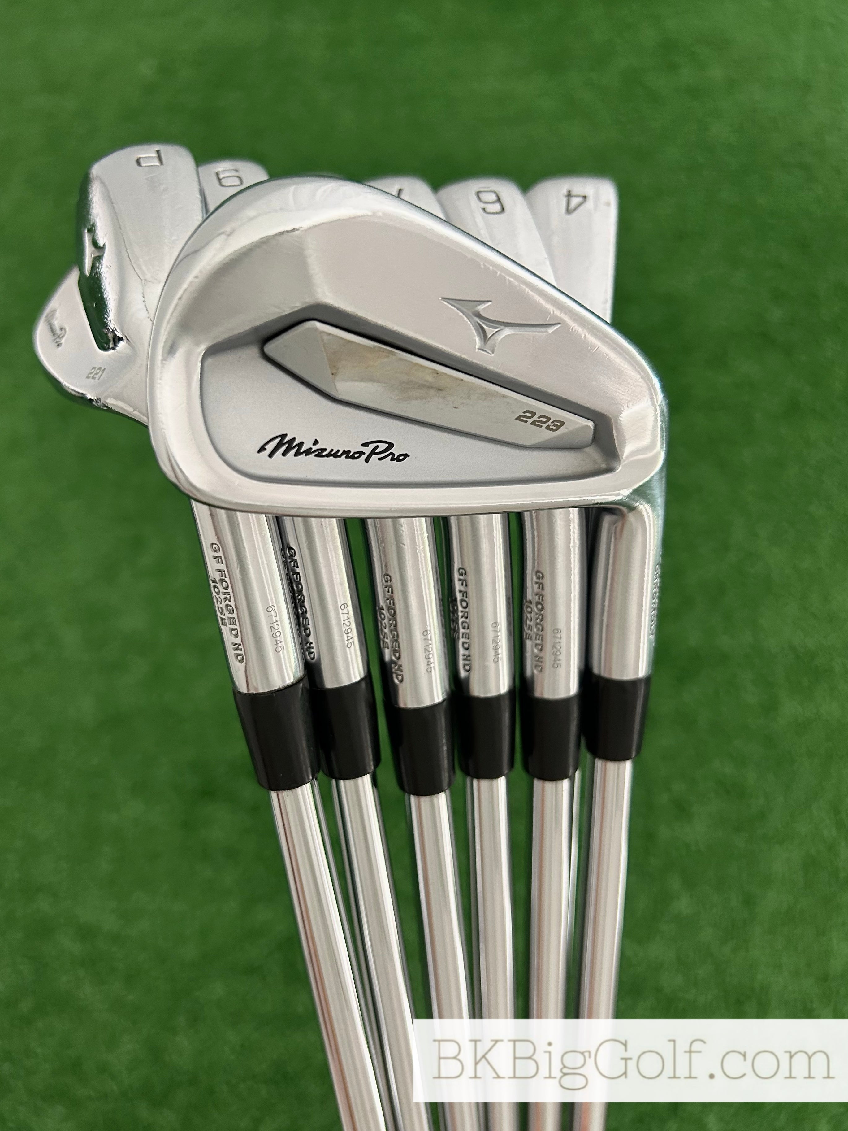 Mizuno Pro 223 / 221 Forged Combo Iron Set 4-P / True Temper AMT