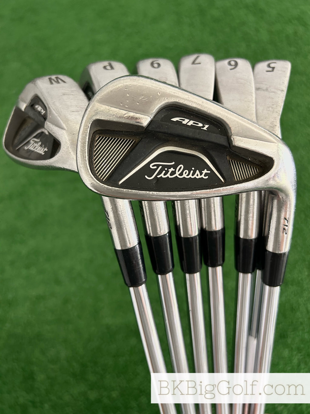 Titleist AP1 712 Iron Set 5-G / Dynamic Gold 105 Regular