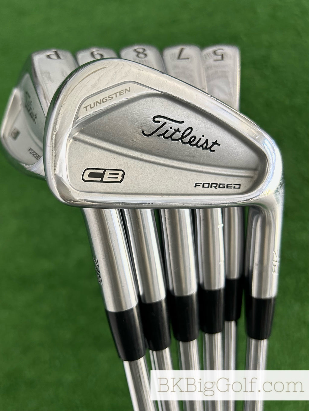 Titleist 716 CB Forged Iron Set 5-P / Dynamic Gold X100 Extra Stiff