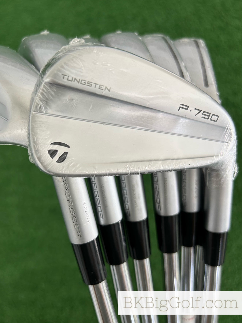NEW Taylormade P790 ‘23 Forged Iron Set 5-A / Dynamic Gold 105 Stiff