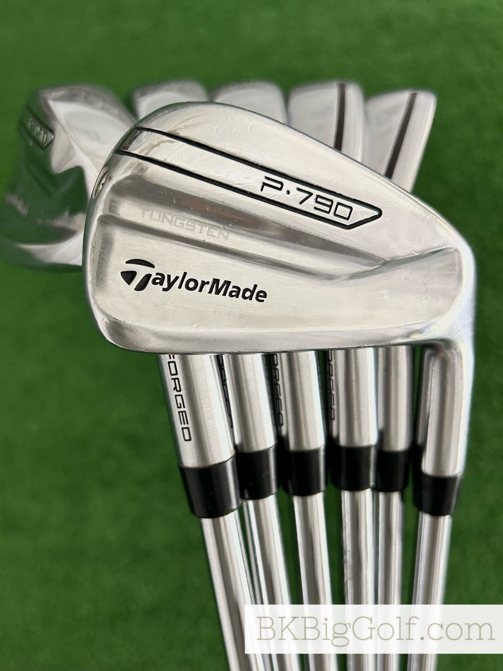Taylormade P790 Forged Iron Set 5-P / NS Pro Modus Tour 105 Extra Stiff +1/2”