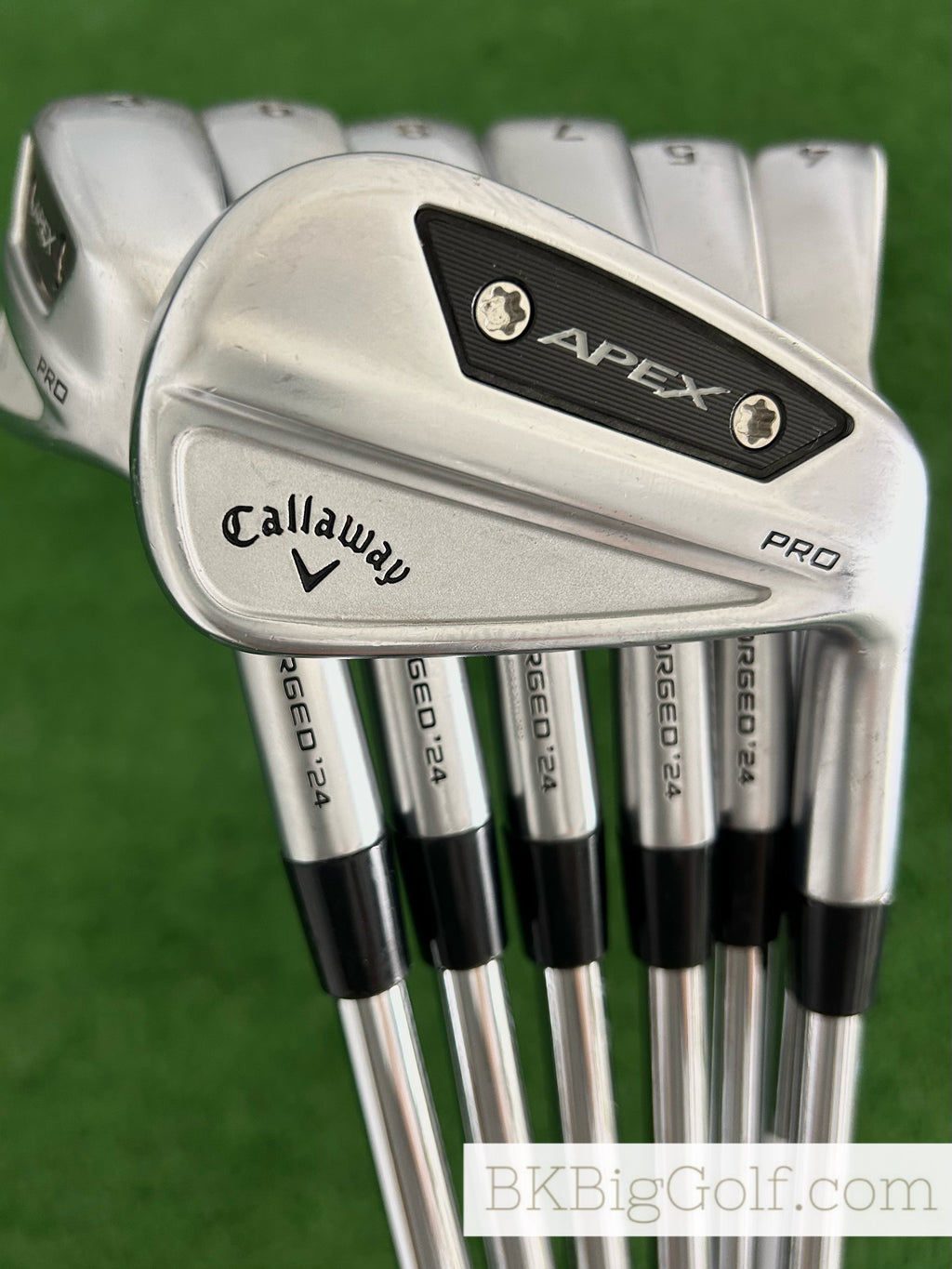Callaway Apex Pro ‘24 Forged Iron Set 4-P / NS Pro Modus Tour 120 Extra Stiff