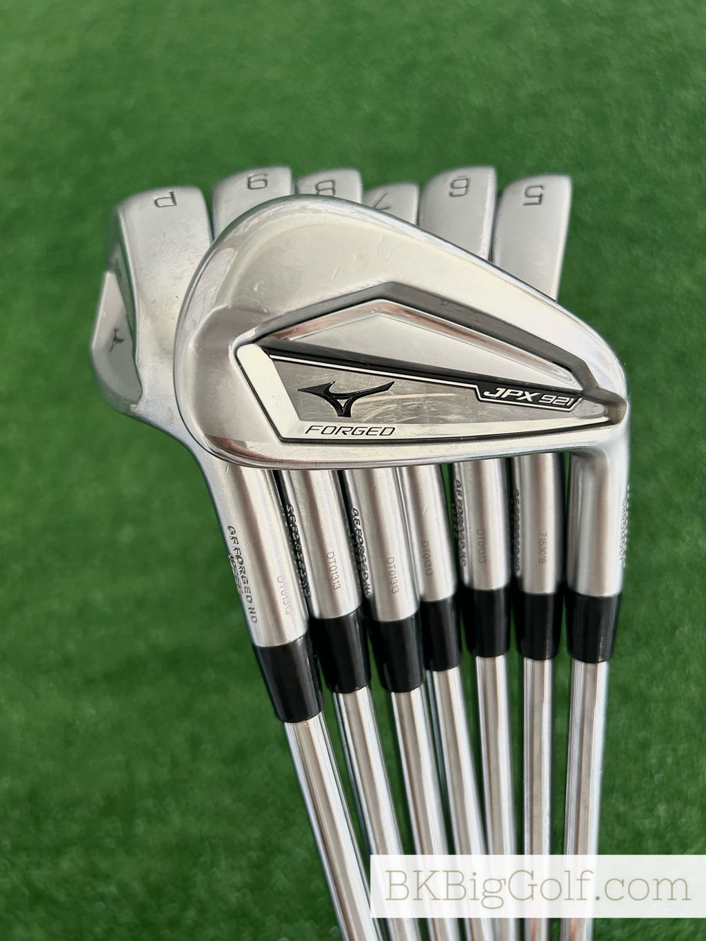 Mizuno JPX 921 Forged / Tour Combo Iron Set 4-P / Dynamic Gold 120 Stiff