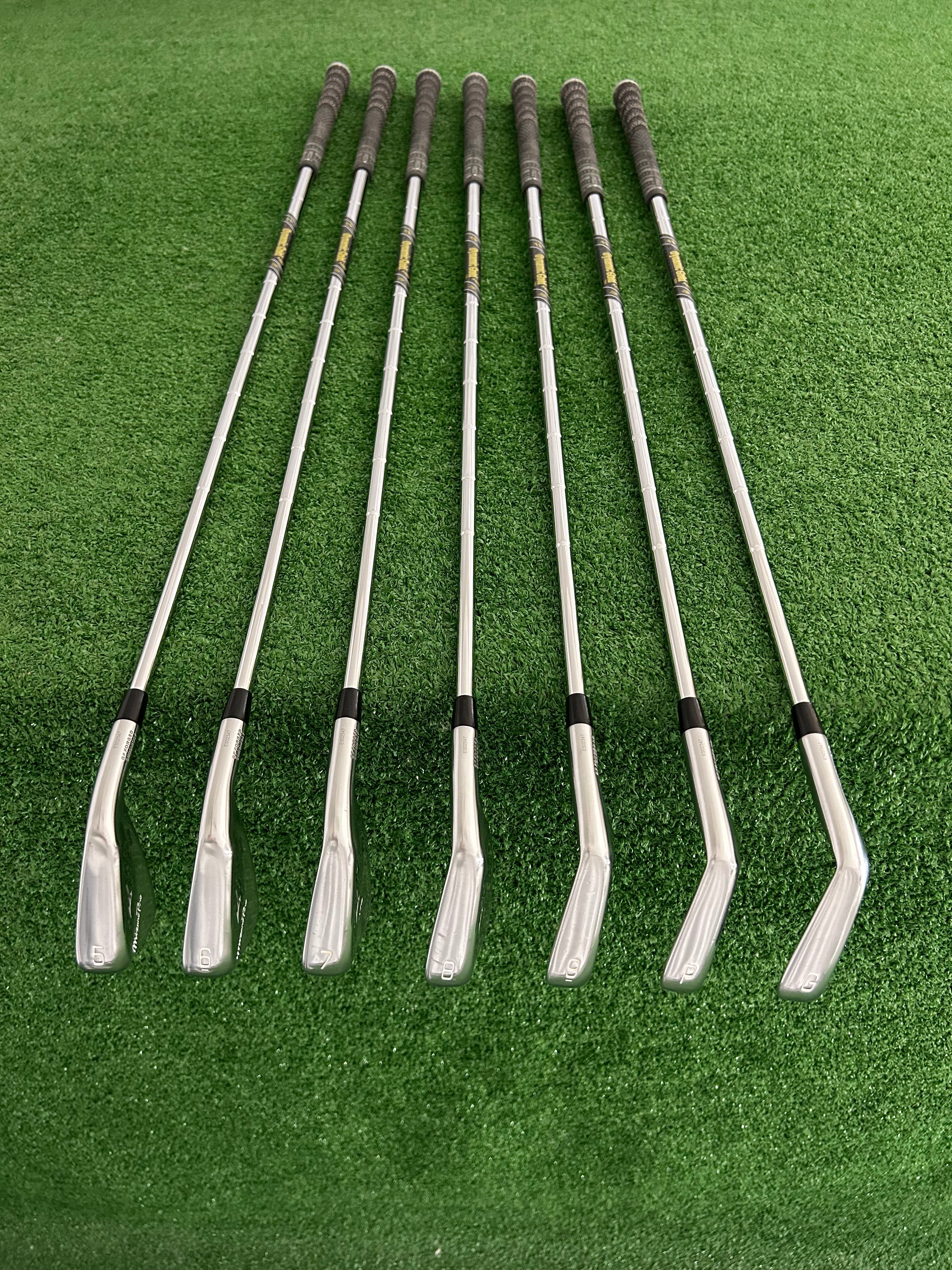 Mizuno Pro 245 Forged Iron Set 5-G / Dynamic Gold 115 Stiff