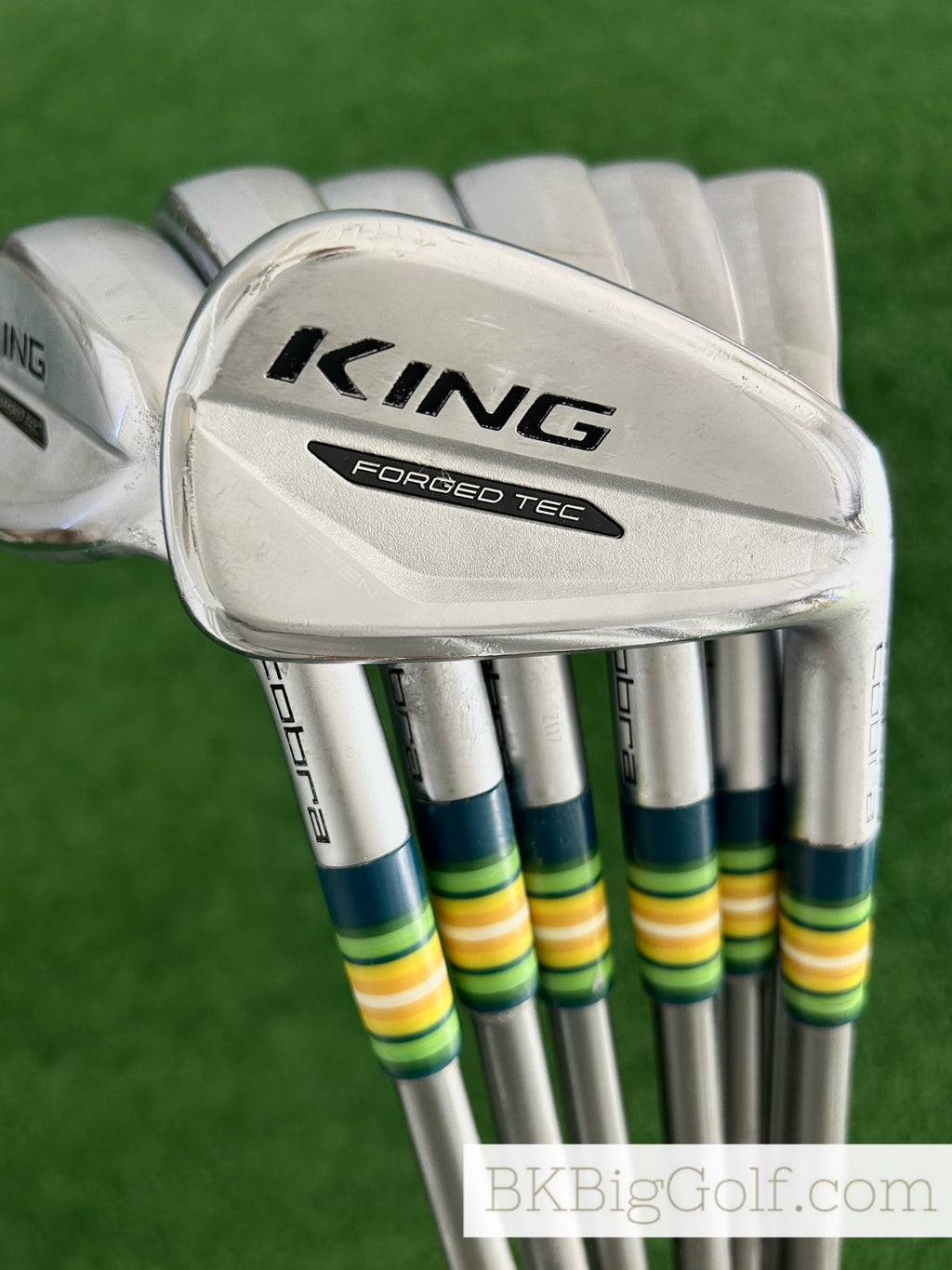 Cobra King Forged Tec Iron Set 4-P / UST Mamiya VTMax Alto Regular Graphite