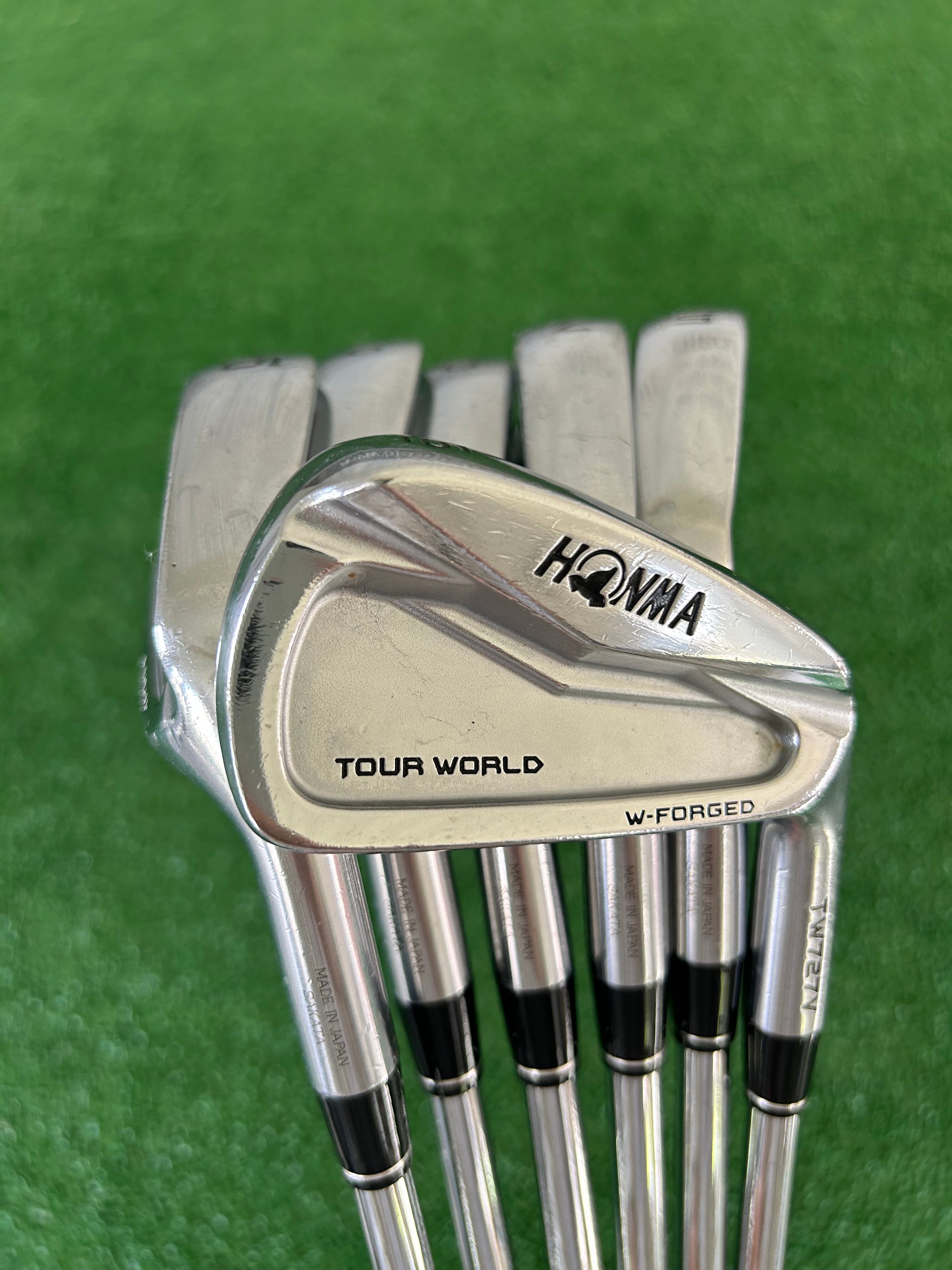 Honma Tour World TW727V Forged Iron Set 5-P / NS Pro Modus Tour 105 Stiff