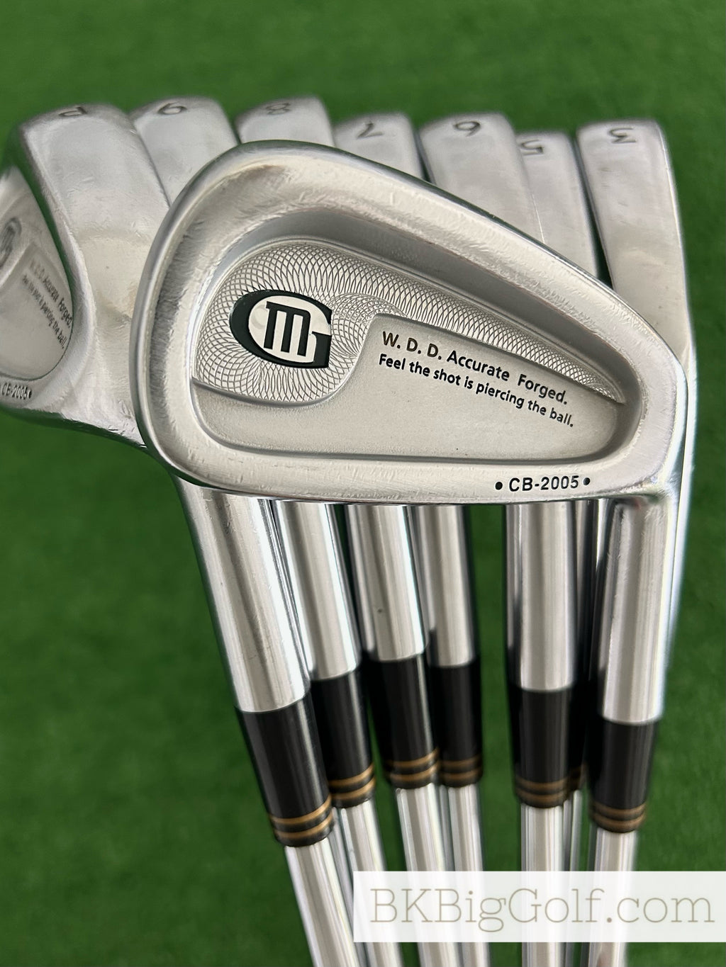 Miura CB 2005 Forged Iron Set 3-P / Dynamic Gold 120 Stiff