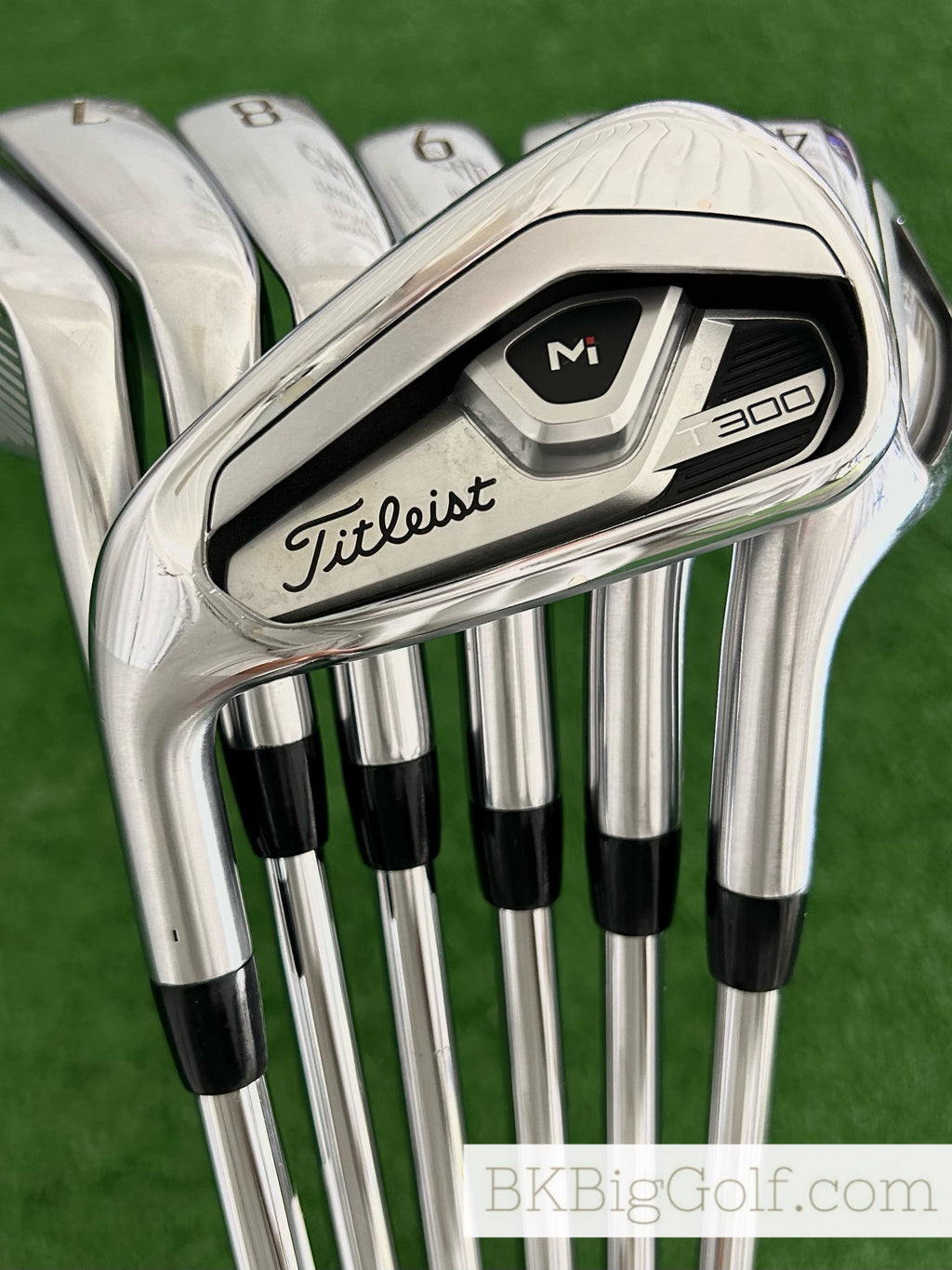 LH Titleist T300 ‘21 Iron Set 5-48 / True Temper AMT Red Regular