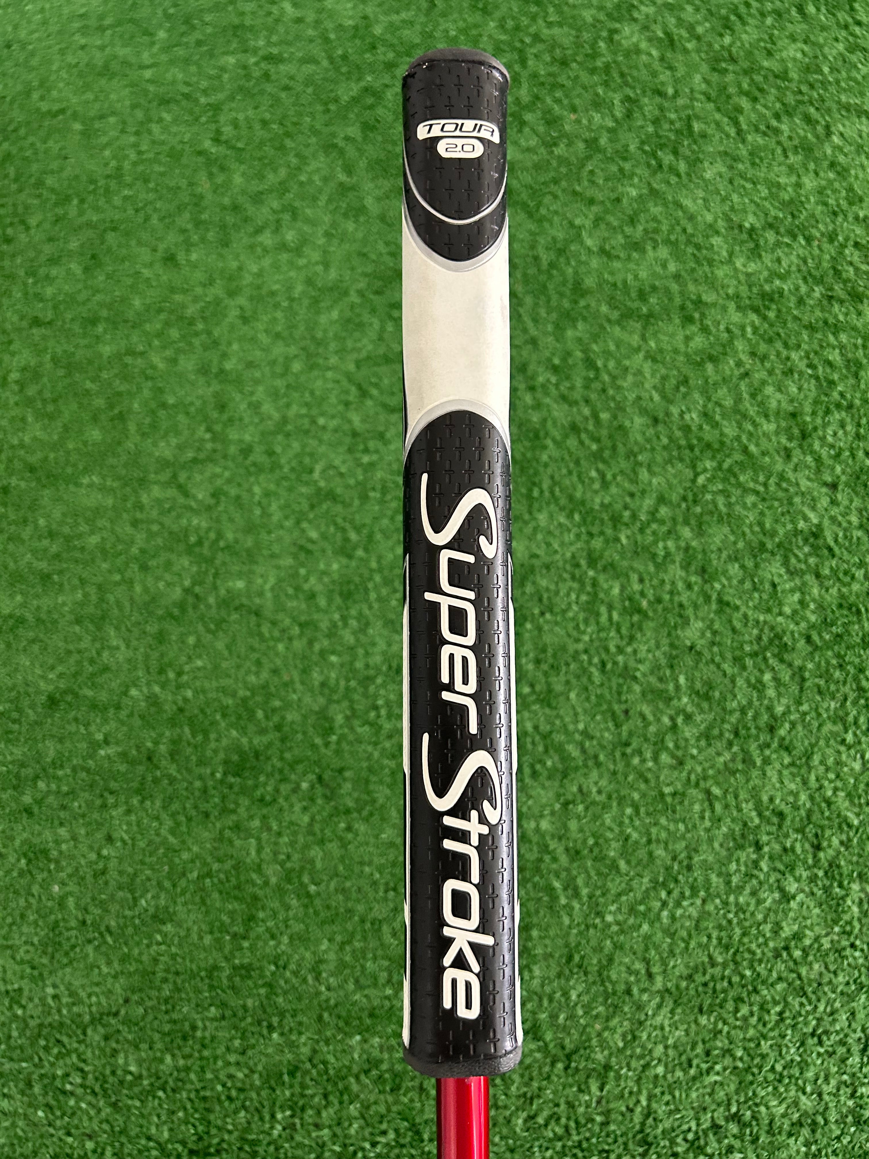 Odyssey White Hot Versa 12 S 33” Putter w Headcover – BKBigGolf