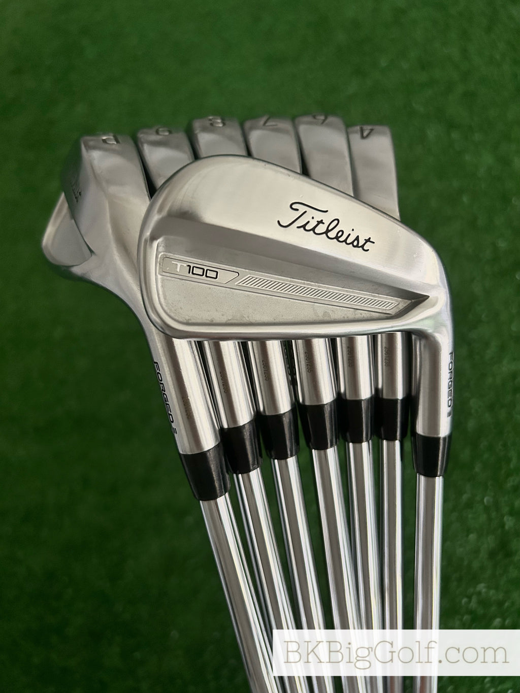 Titleist T100 Forged 2024 Iron Set 4-P / Dynamic Gold 120 Stiff