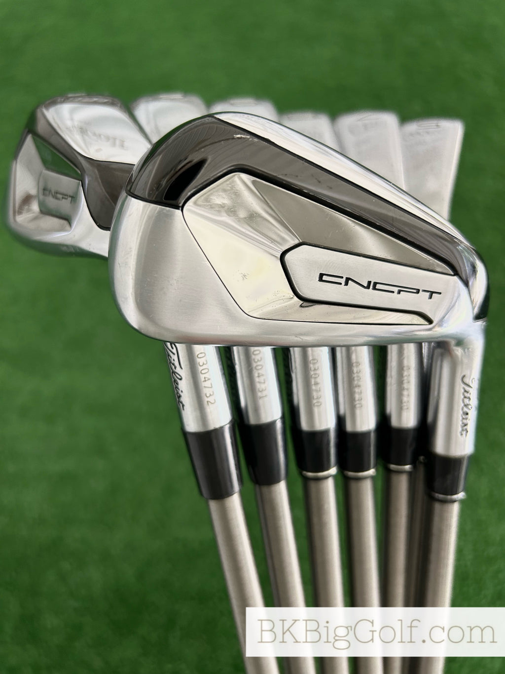 Titleist CNCPT-01 Iron Set 5-48 / SteelFiber i95 Stiff Graphite +1/2”