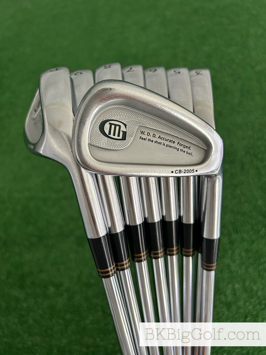 Miura CB 2005 Forged Iron Set 3-P / Dynamic Gold 120 Stiff