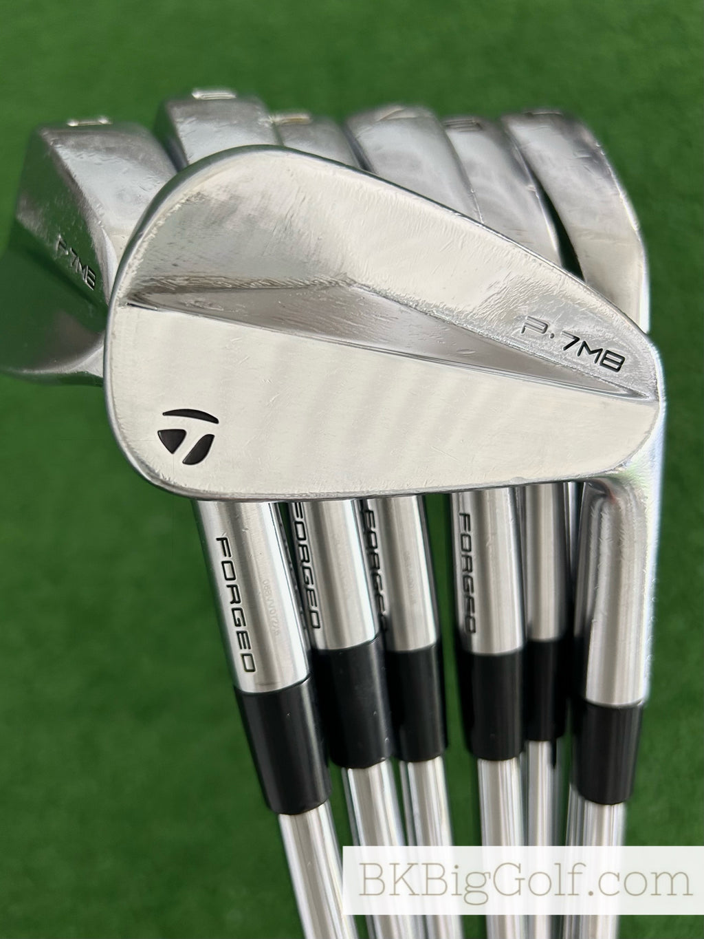 Taylormade P7MB Forged Iron Set 4-P / KBS Tour 120 Stiff