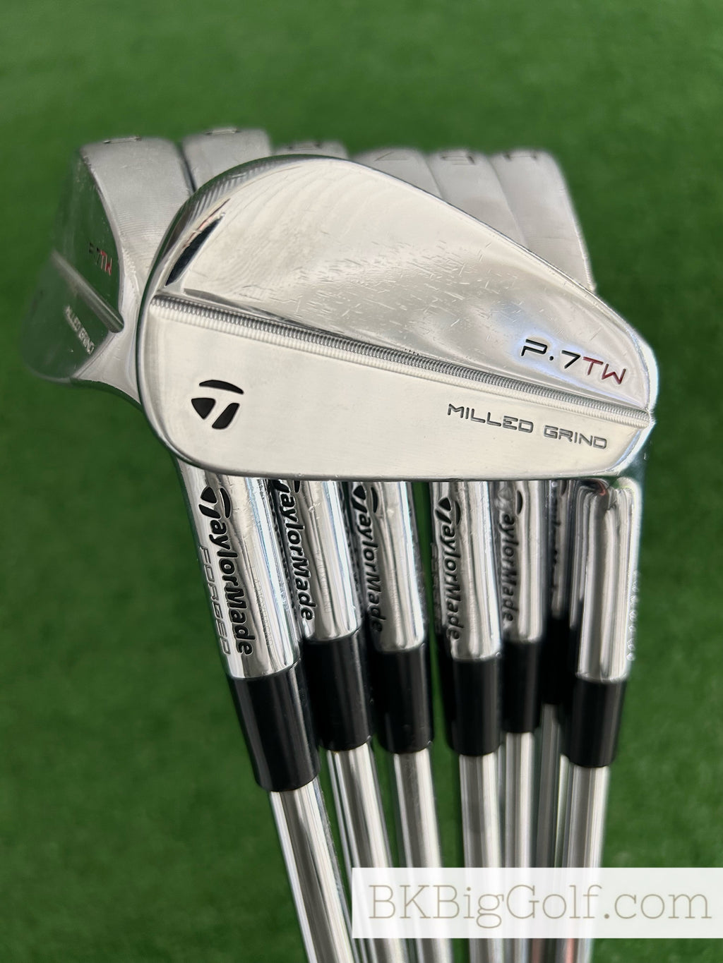 Taylormade P7TW Tiger Woods Forged Iron Set 4-P / Dynamic Gold X100 Extra Stiff