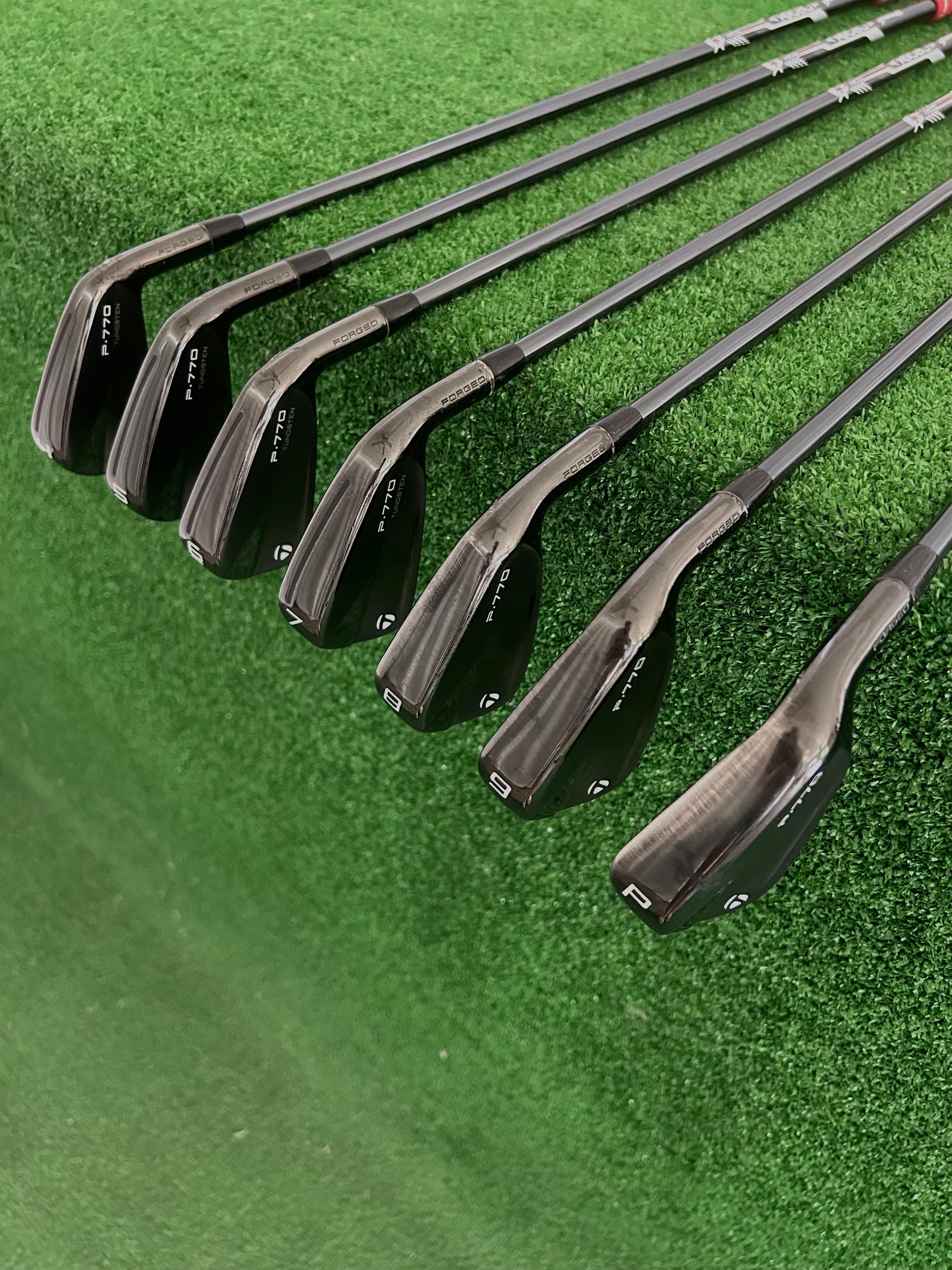 Taylormade P770 '23 Phantom Black Forged Iron Set 4-P / Recoil F2