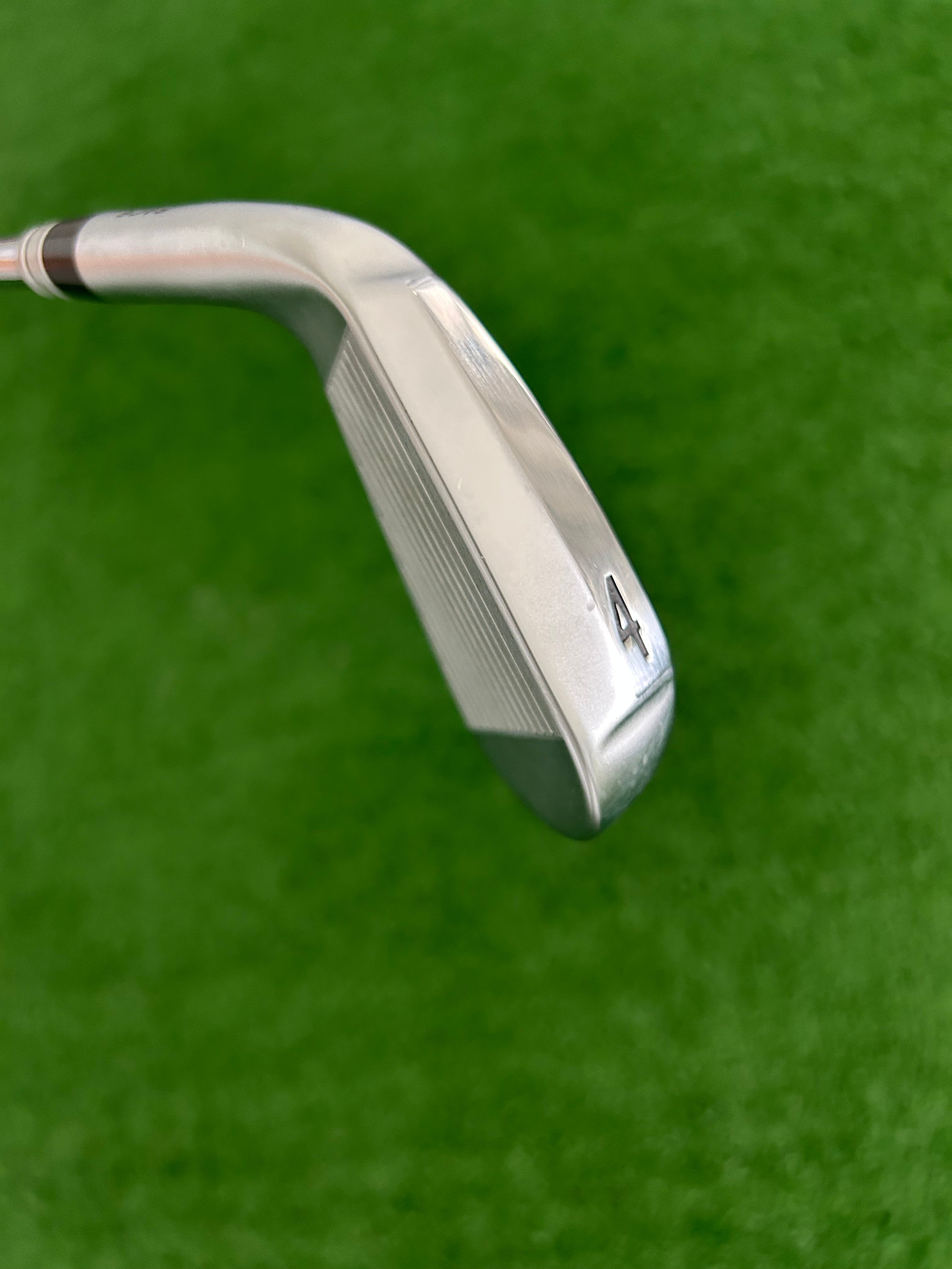 サク Srixon ZX4 Mkii Forged 4 Iron / Regular – BKBigGolf