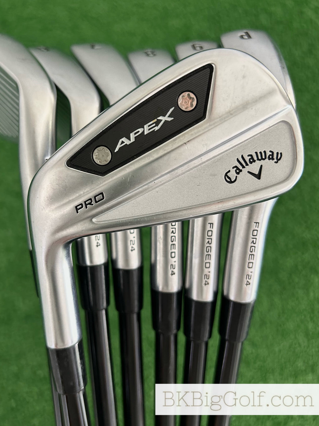 LH Callaway Apex Pro ‘24 Forged Iron Set 4-P / MMT 105 TX Extra Stiff Graphite +1/2”